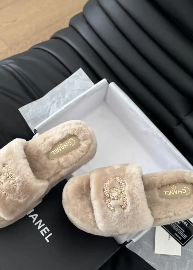 hype Chanel Slippers