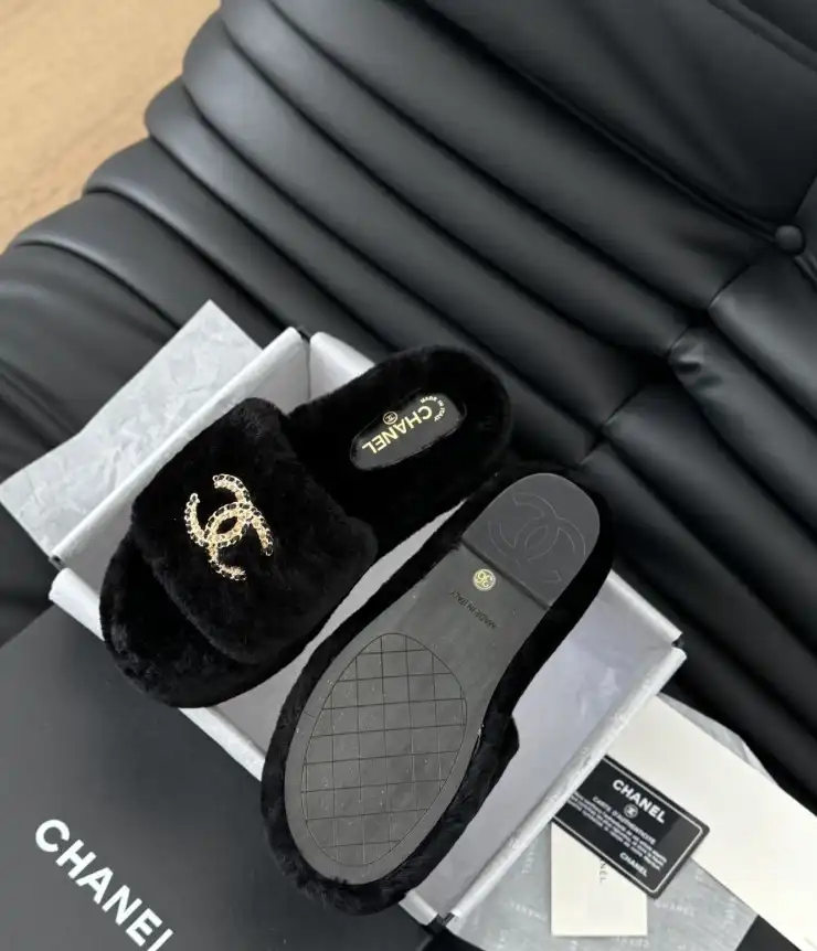 hype Chanel Slippers