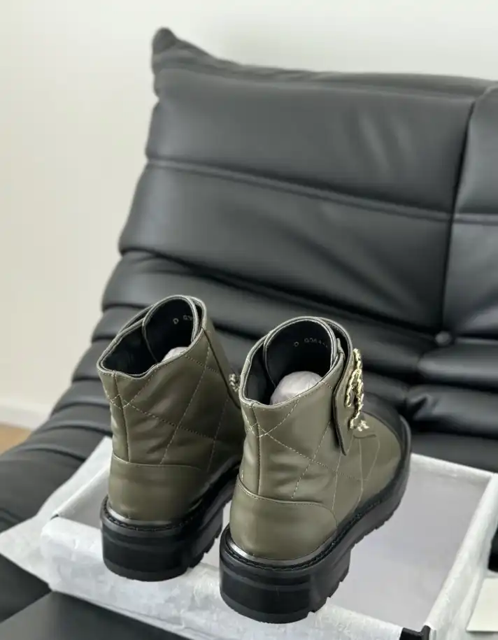 hype Chanel Boots