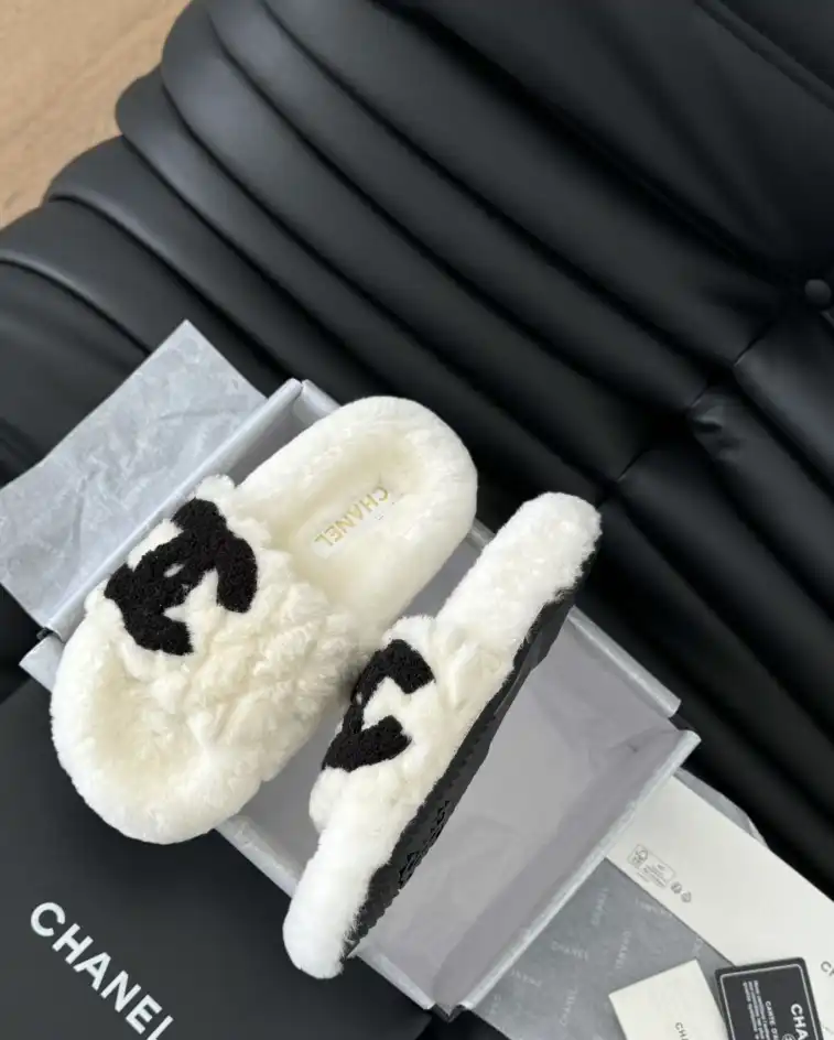 hype Chanel Slippers