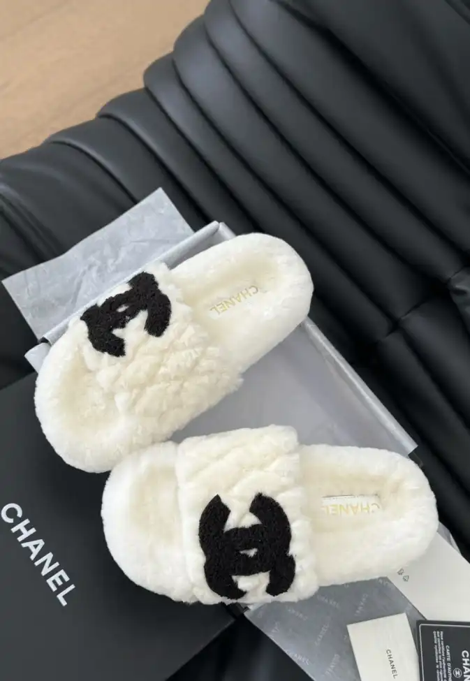 hype Chanel Slippers