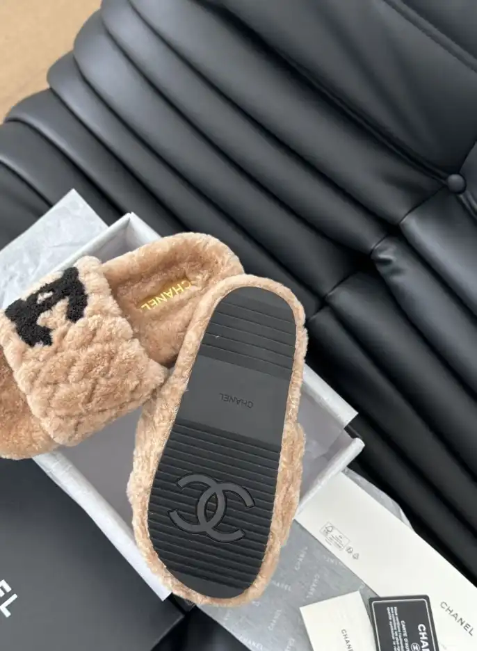 hype Chanel Slippers