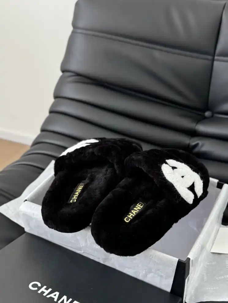 hype Chanel Slippers