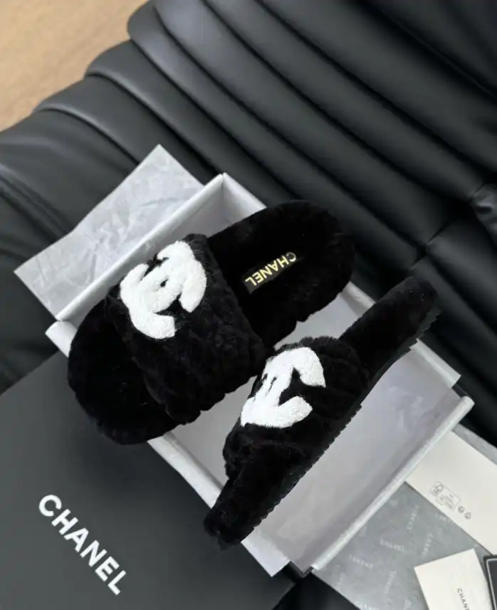 hype Chanel Slippers