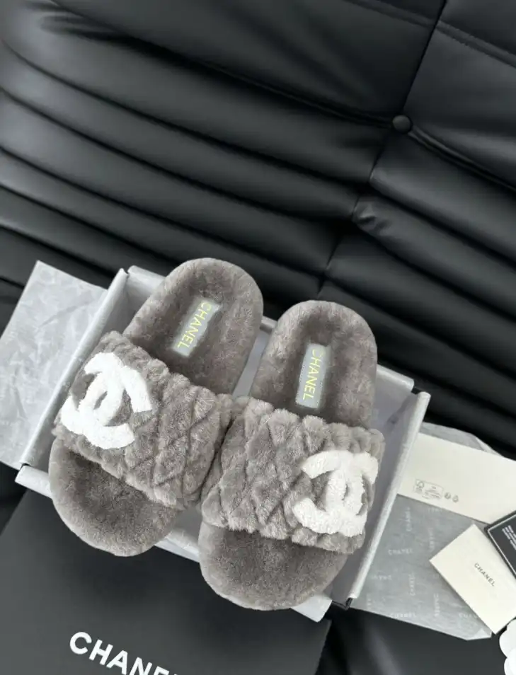 hype Chanel Slippers