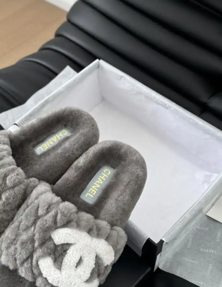 hype Chanel Slippers