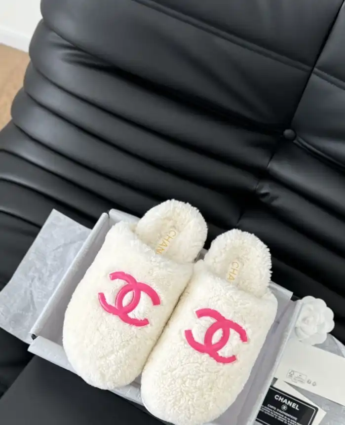 hype Chanel Slippers