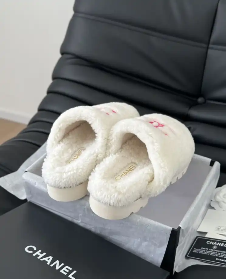 hype Chanel Slippers