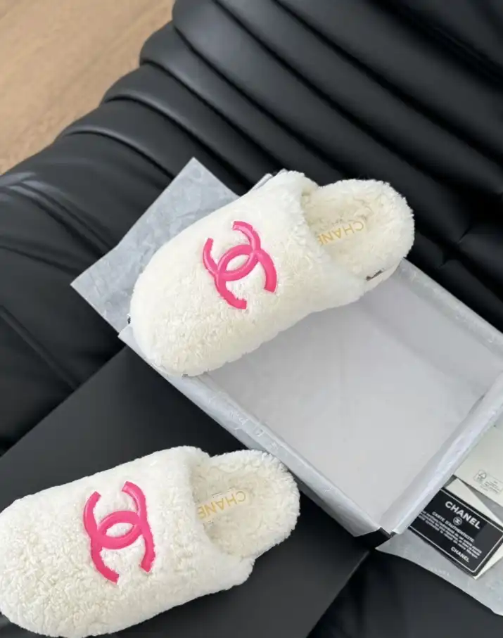 hype Chanel Slippers