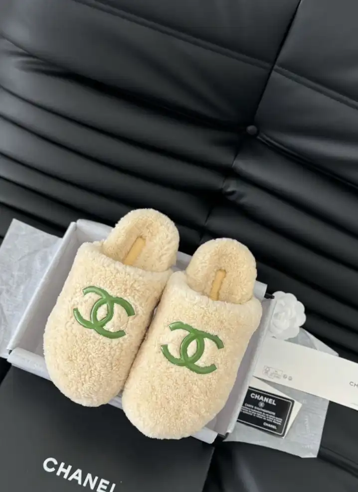 hype Chanel Slippers