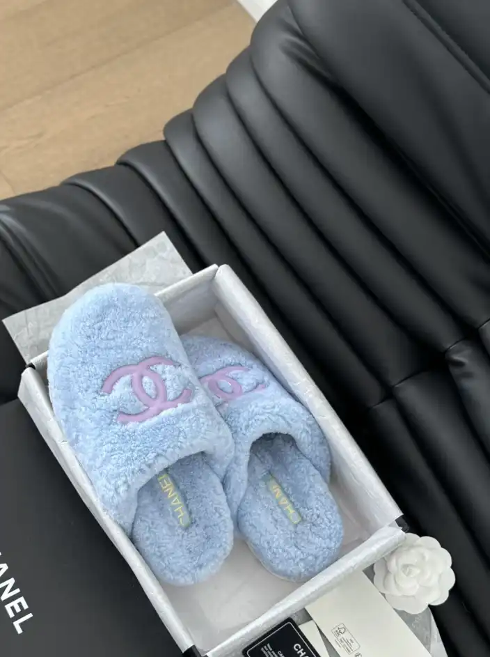 hype Chanel Slippers