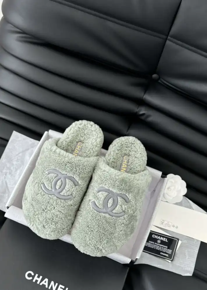 hype Chanel Slippers