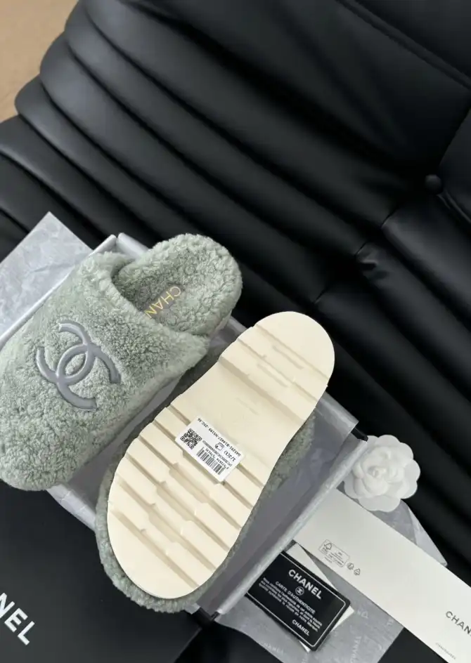 hype Chanel Slippers