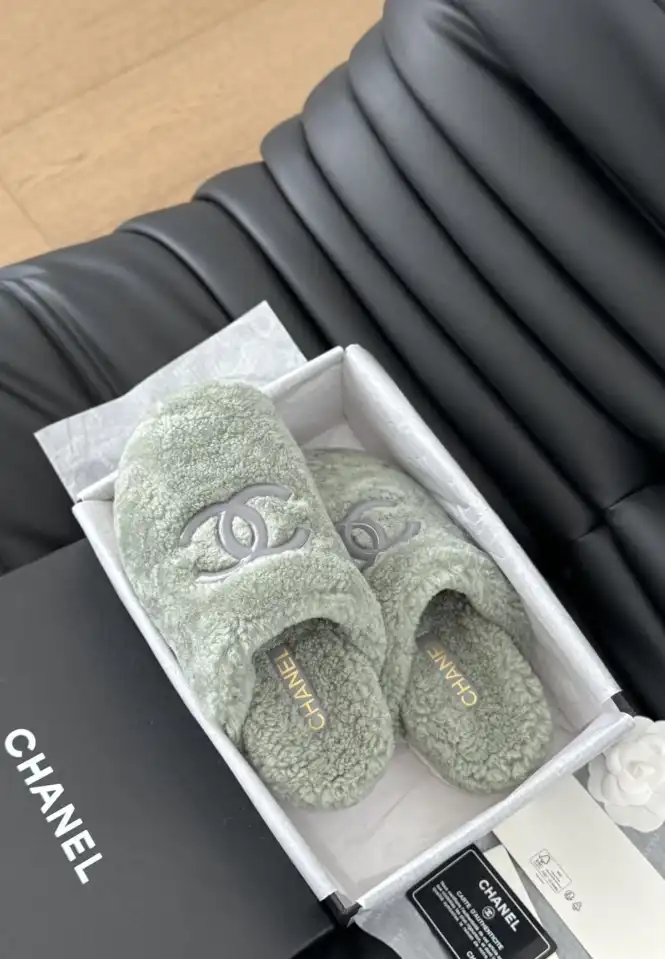 hype Chanel Slippers