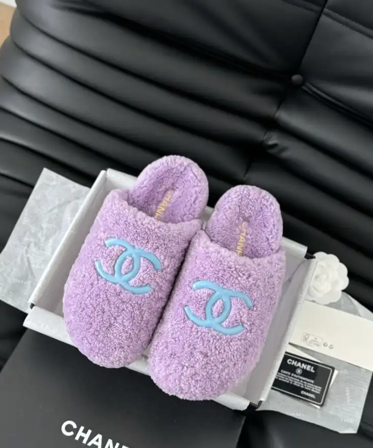 hype Chanel Slippers