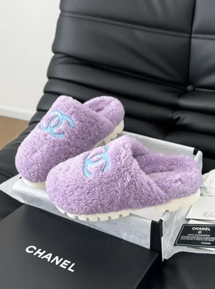 hype Chanel Slippers