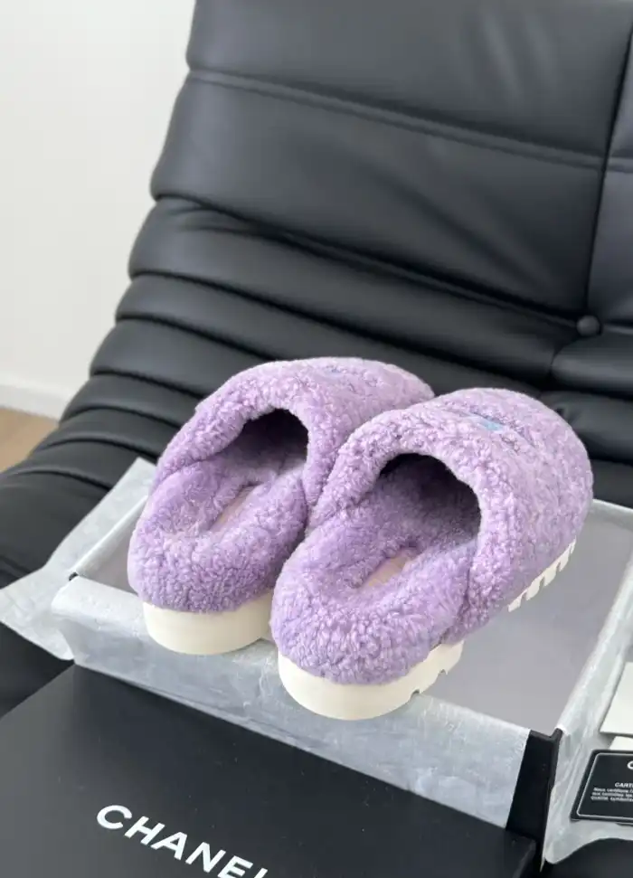 hype Chanel Slippers