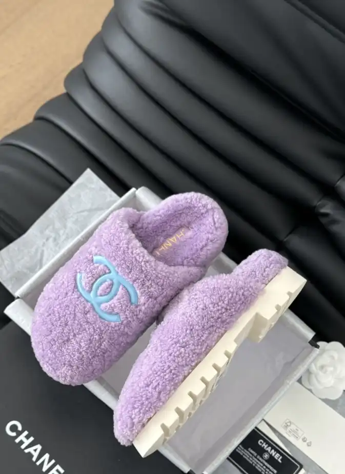 hype Chanel Slippers