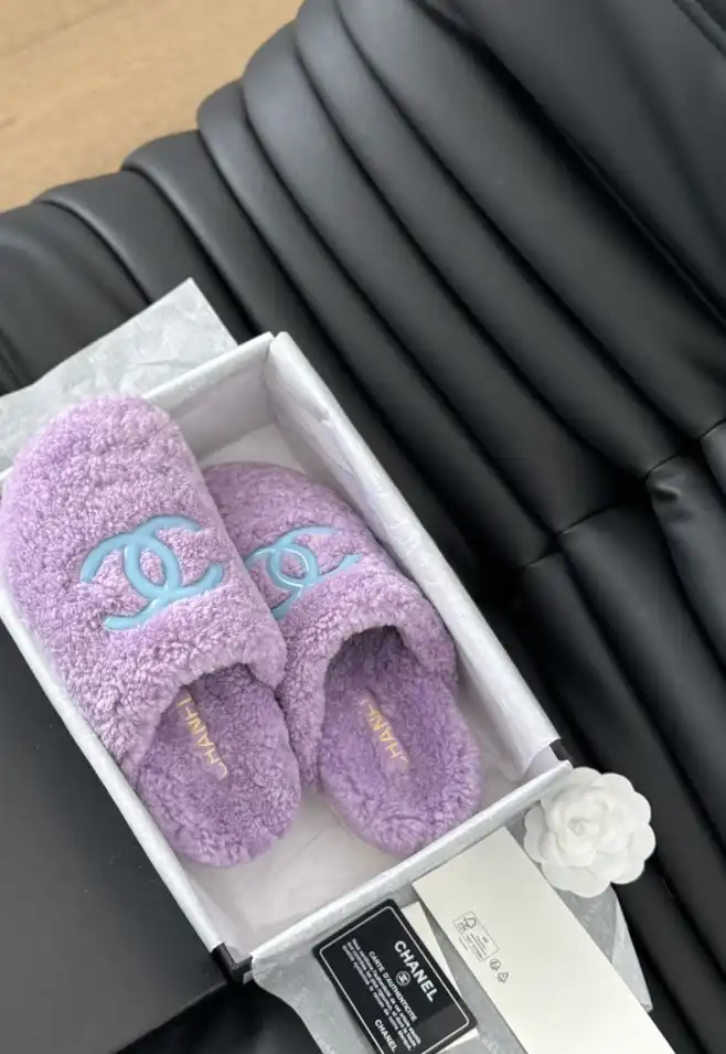 hype Chanel Slippers