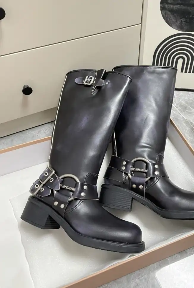 hype Miu Miu Boots