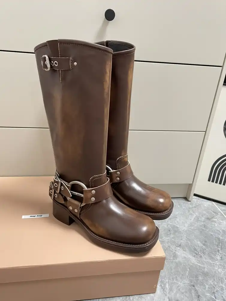 hype Miu Miu Boots