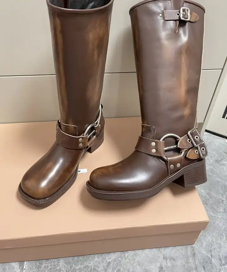 hype Miu Miu Boots