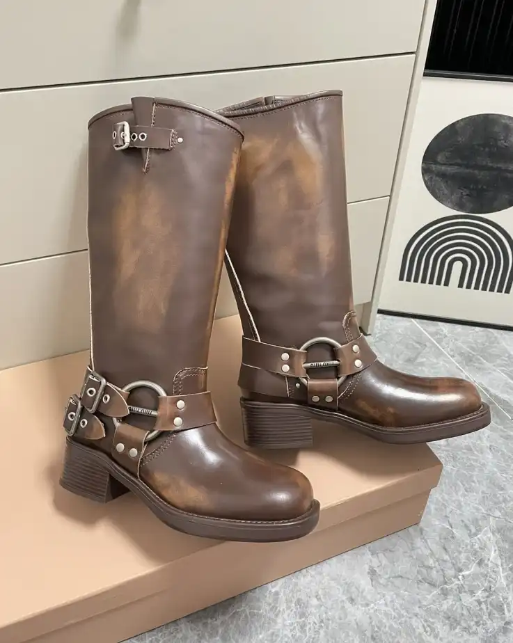 hype Miu Miu Boots