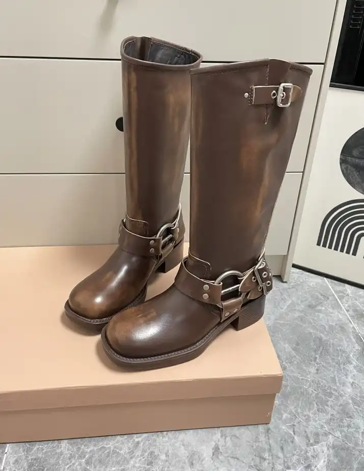 hype Miu Miu Boots