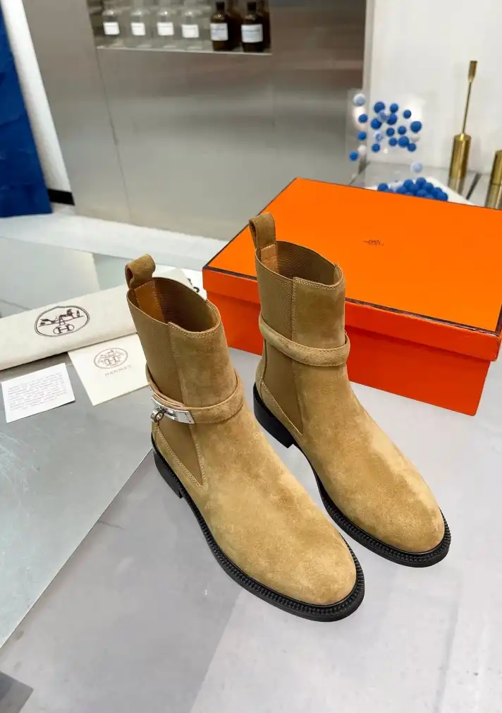 hype Hermes Boots