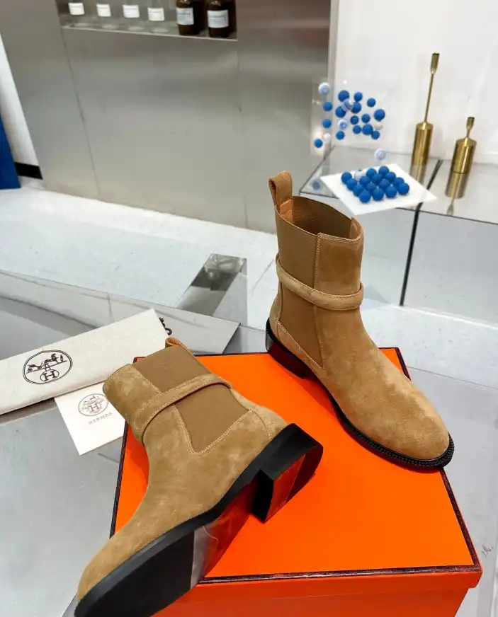 hype Hermes Boots