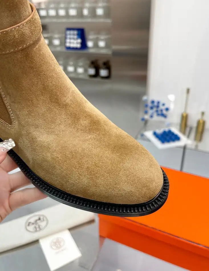 hype Hermes Boots