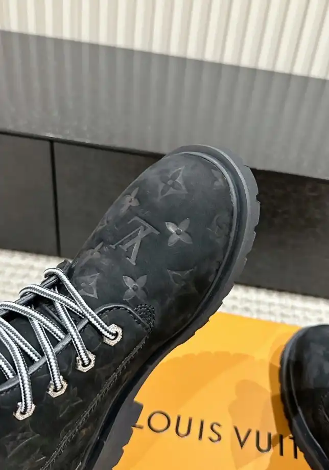 hype LV Boots