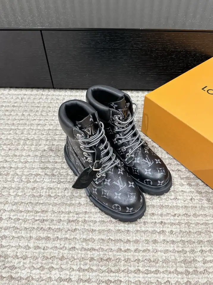 hype LV Boots