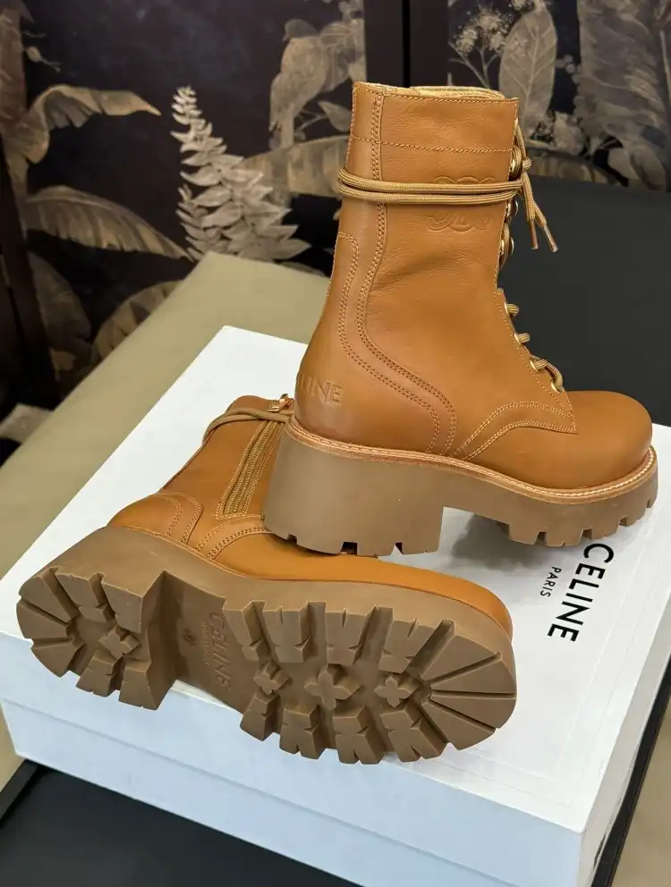 hype Chanel Boots