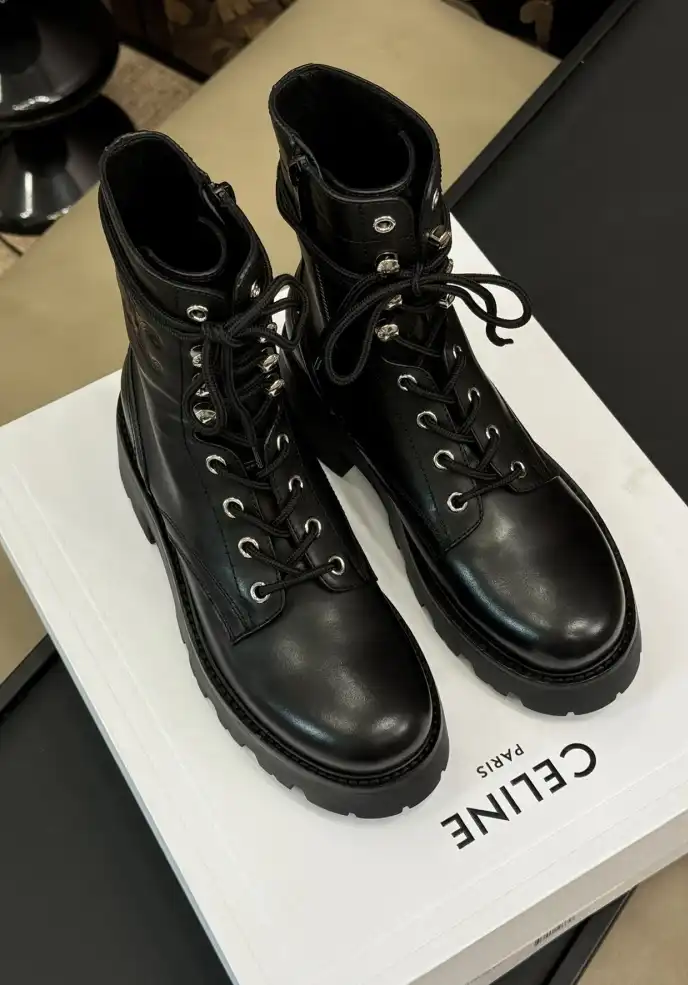 hype Chanel Boots