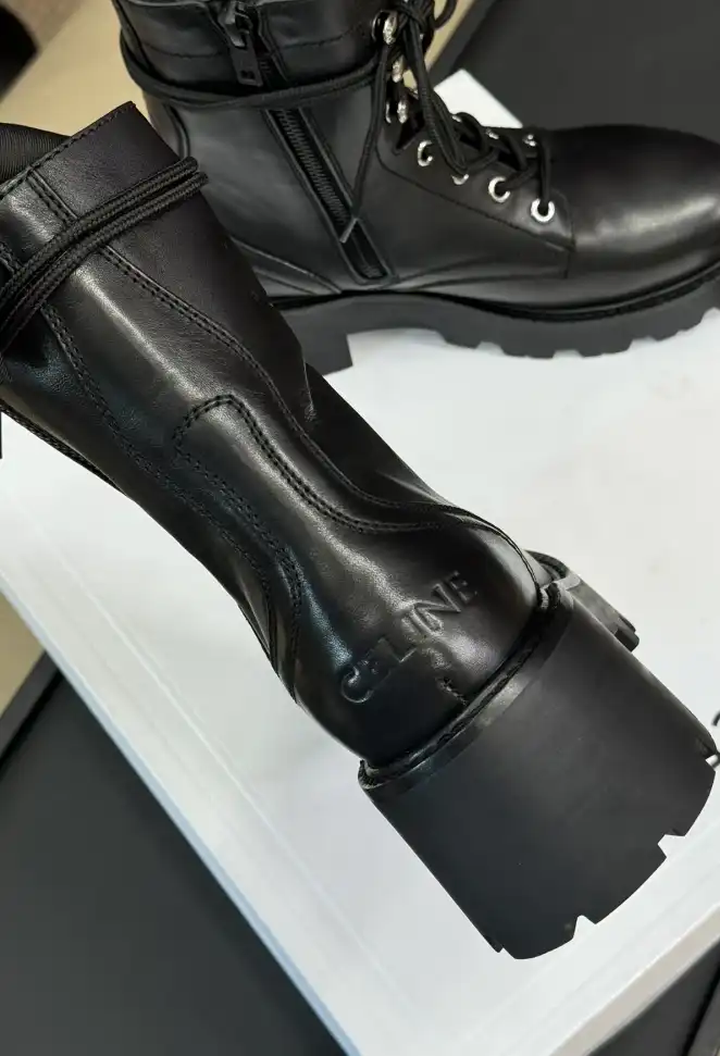 hype Chanel Boots