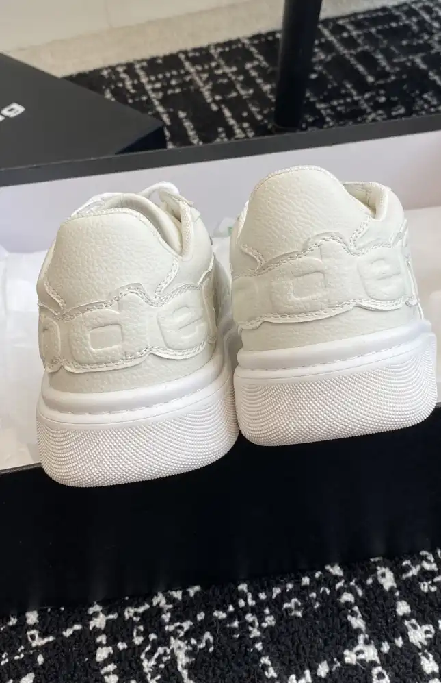 hype Alexander Wang Sneakers