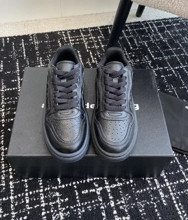 hype Alexander Wang Sneakers