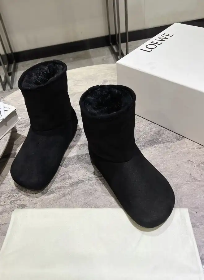 hype Loewe Boots