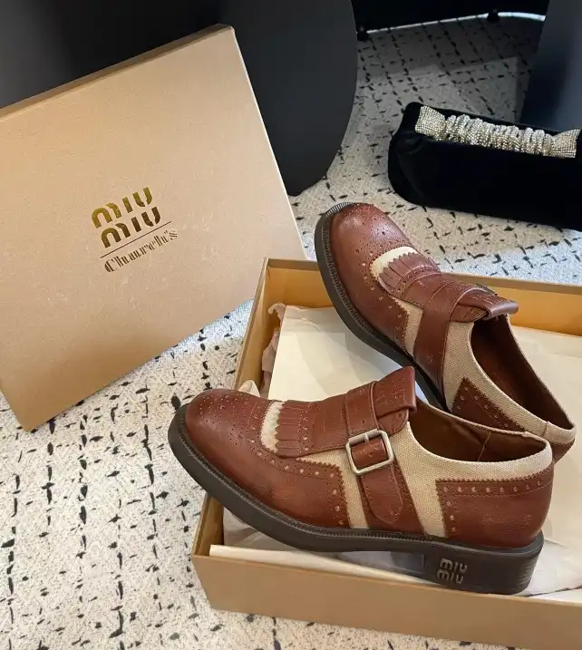 hype Miu Miu Leather Shoes