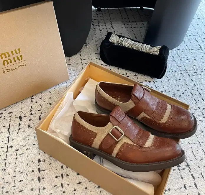 hype Miu Miu Leather Shoes