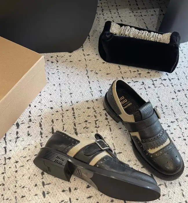 hype Miu Miu Leather Shoes