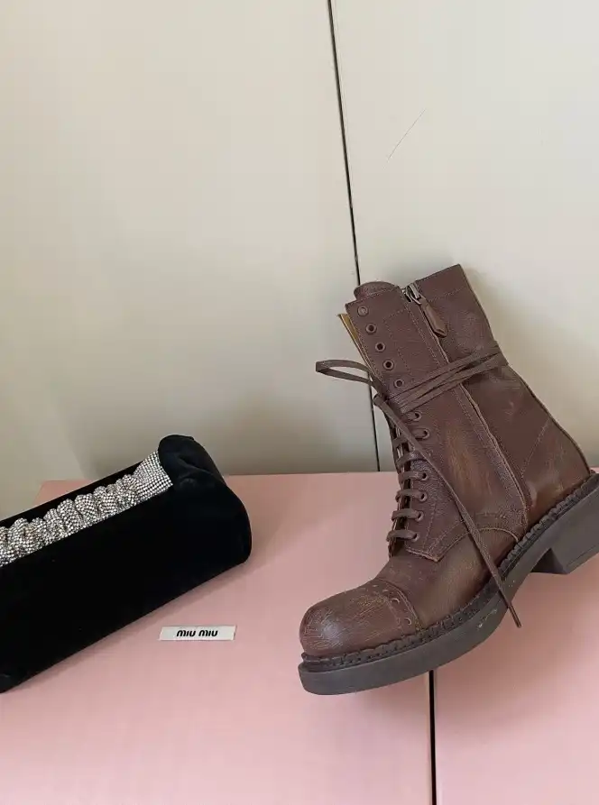 hype Miu Miu Boots