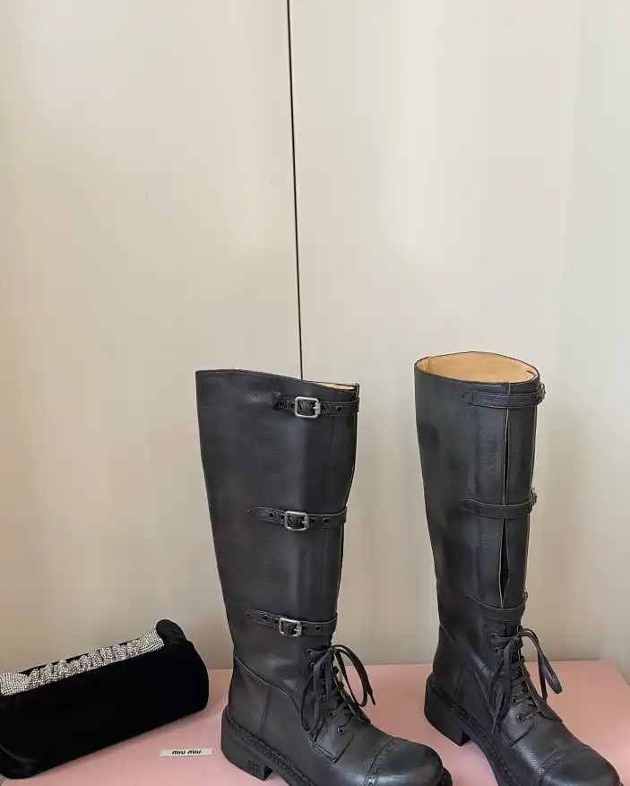 hype Miu Miu Boots