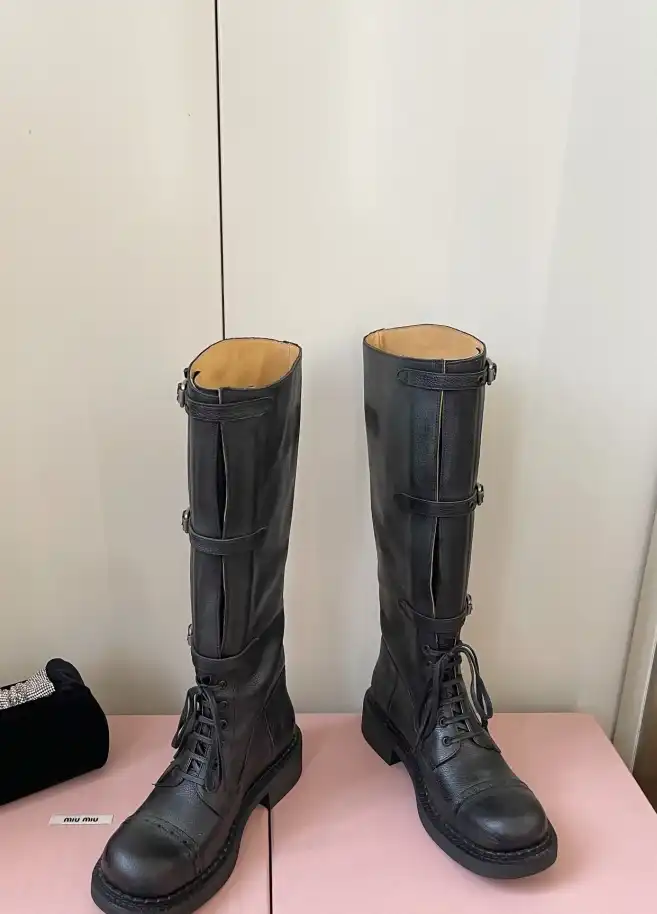 hype Miu Miu Boots