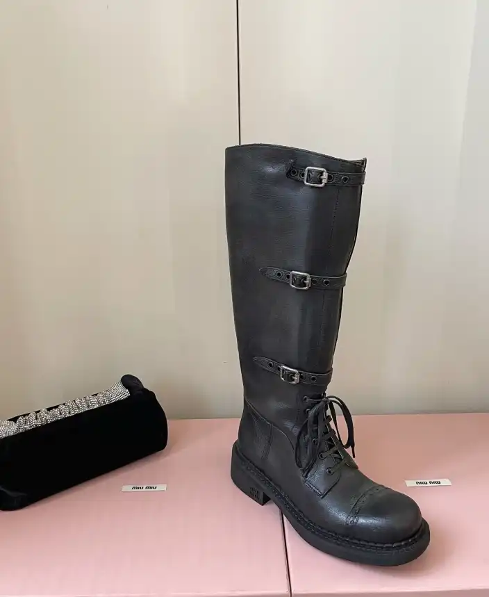 hype Miu Miu Boots