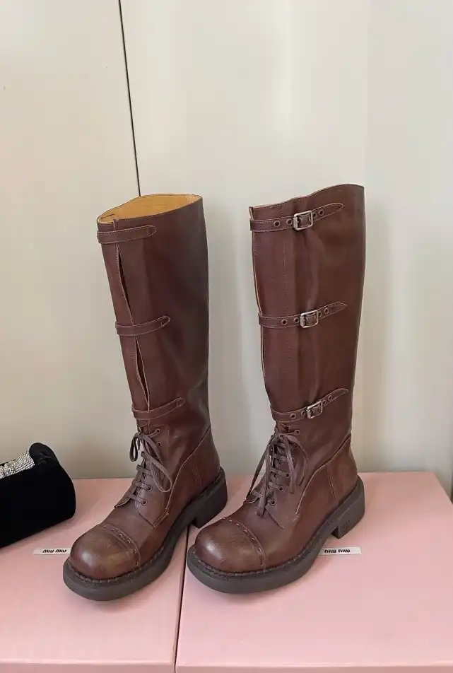 hype Miu Miu Boots