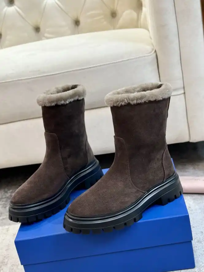 hype Stuart Weitzman Boots