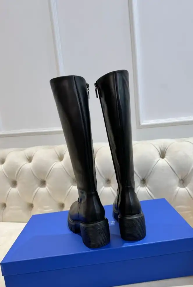 hype Stuart Weitzman Boots