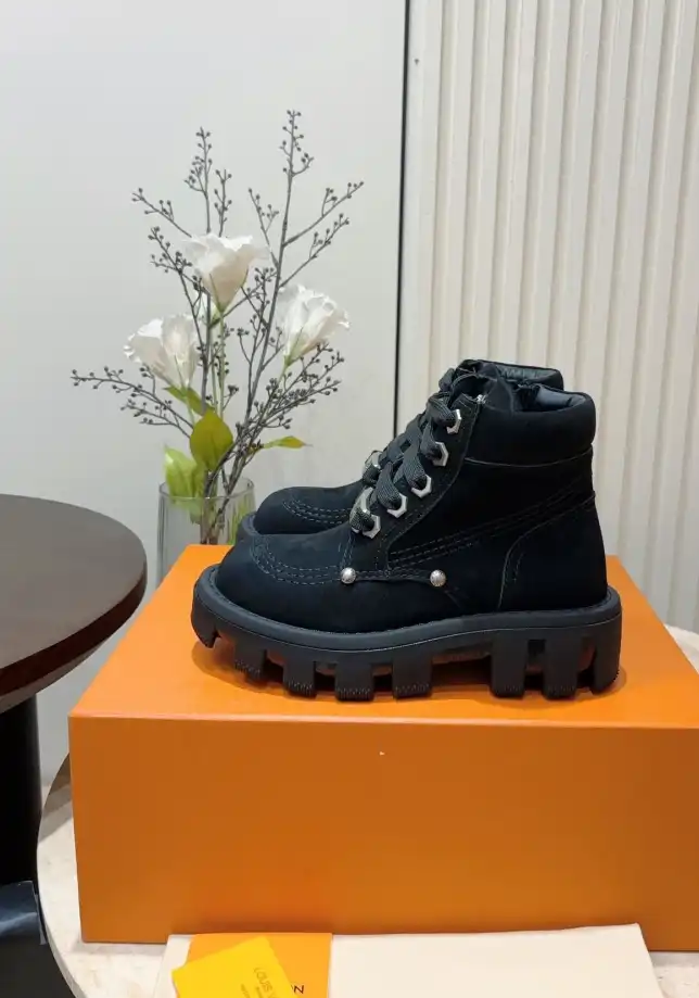 hype LV Boots